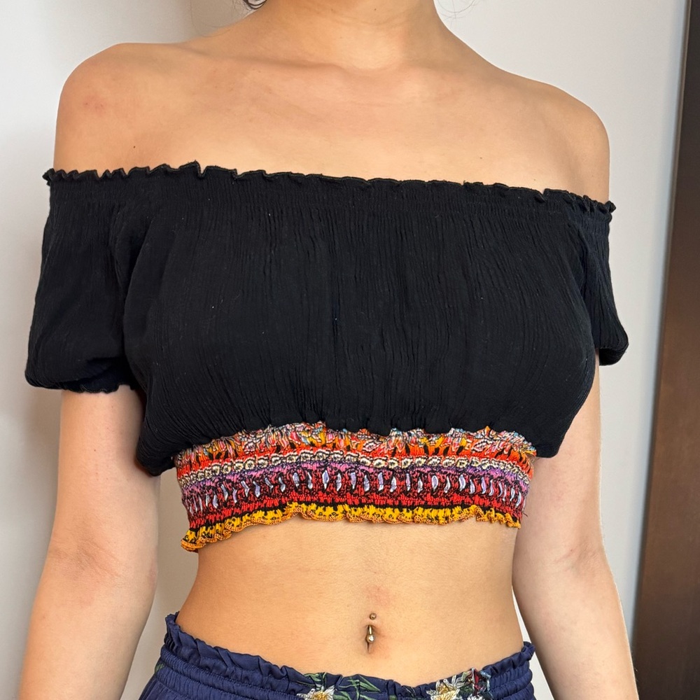 OFF SHOULDER STRETCHY crop top